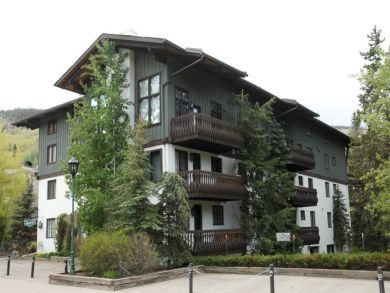 Vail Village  Vacation Condo Sleeps Four Guests