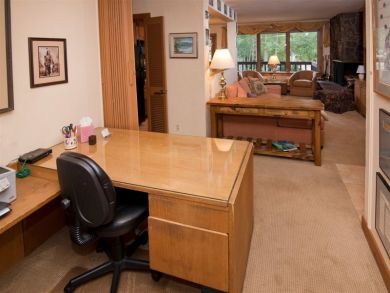 Vail Village  Vacation Condo Sleeps Four Guests