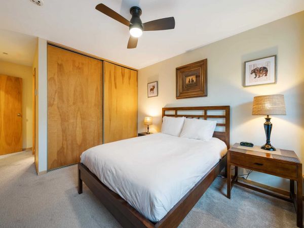 Luxury Vail Condo with Fireplace, Hot Tubs, and Ski Storage