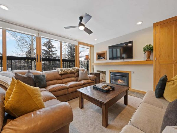 Luxury Vail Condo with Fireplace, Hot Tubs, and Ski Storage