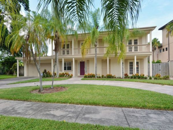 Lido Key 5 Bedroom Vacation Home + 1 Bedroom Apartment