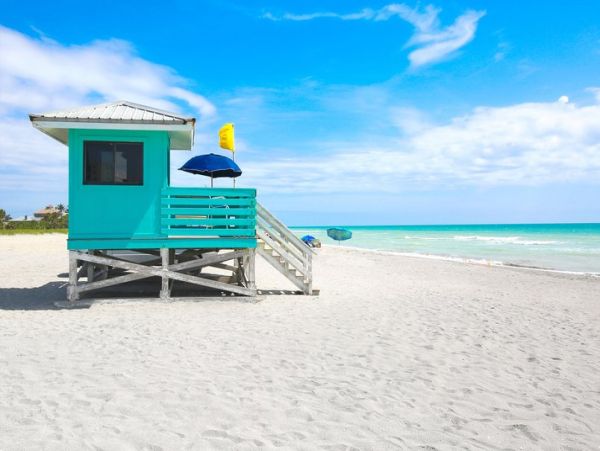 Lido Key 5 Bedroom Vacation Home + 1 Bedroom Apartment
