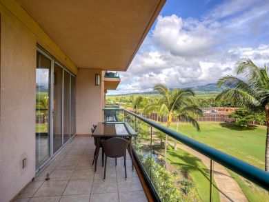 Kaanapali Ocean Front One Bedroom Plus Den Rental Condo
