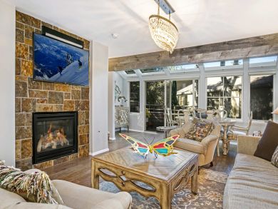 Aspen Condo 927296