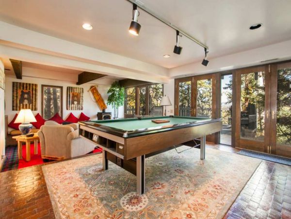 Gorgeous Vacation Home in Aspen with Mountain Views & Spa