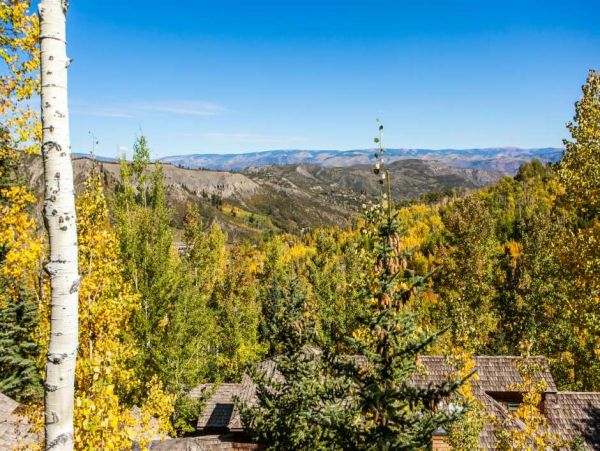Gorgeous Vacation Home in Aspen with Mountain Views & Spa