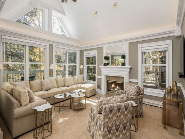 Luxury 5-Bedroom Mountain Retreat in Aspen's West End