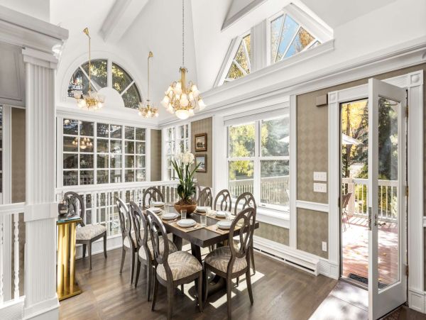 Luxury 5-Bedroom Mountain Retreat in Aspen's West End