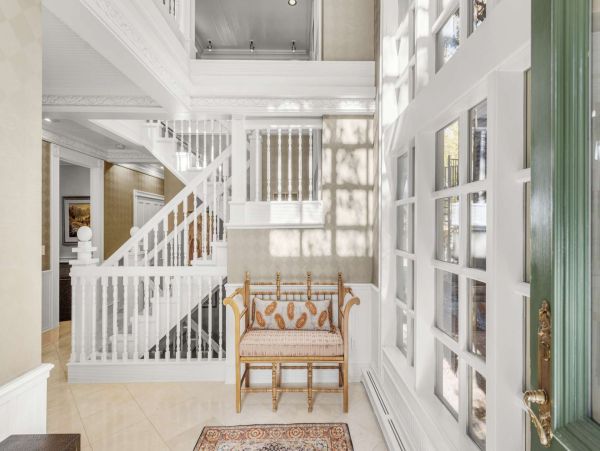 Luxury 5-Bedroom Mountain Retreat in Aspen's West End