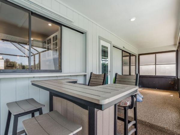 Cape Coral Family Vacation Home With Screened In Pool