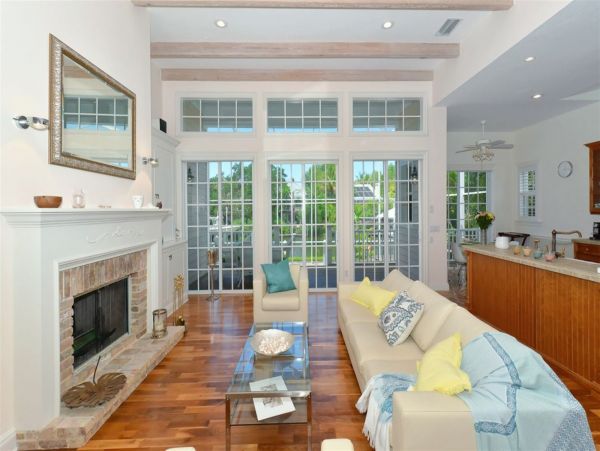 Sarasota Luxury Vacation Rental Home Three Bedrooms