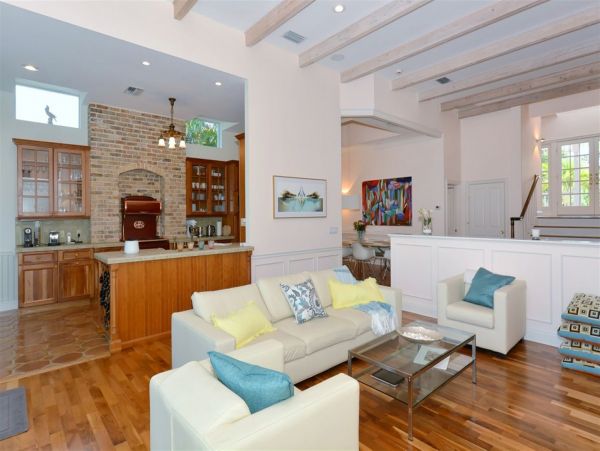 Sarasota Luxury Vacation Rental Home Three Bedrooms
