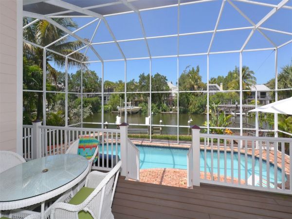 Sarasota Luxury Vacation Rental Home Three Bedrooms