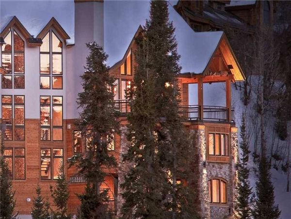 On Call Ski Shuttle Access to Steamboat Springs