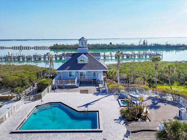 Boca Grande Two Bedroom Vacation Condo Rental on Beach