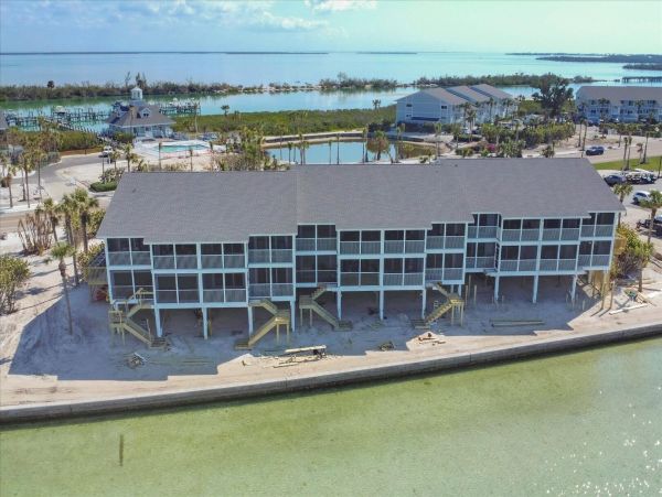 Boca Grande Two Bedroom Vacation Condo Rental on Beach