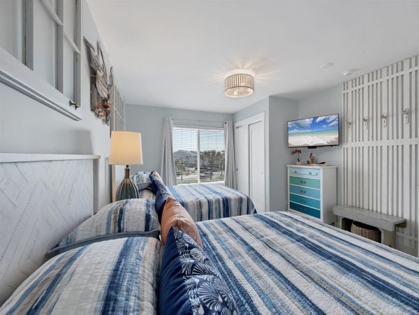 Boca Grande Two Bedroom Vacation Condo Rental on Beach