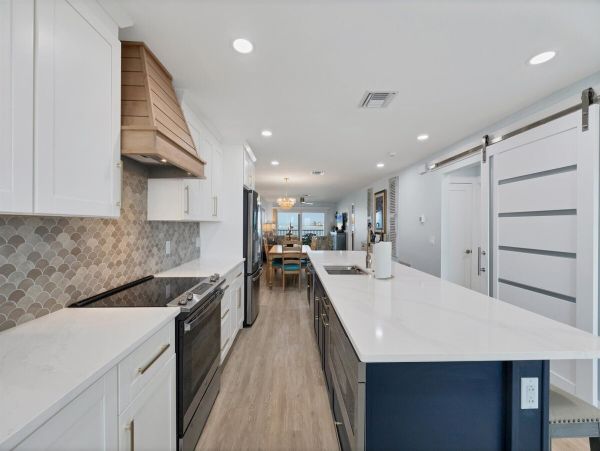 Boca Grande Two Bedroom Vacation Condo Rental on Beach