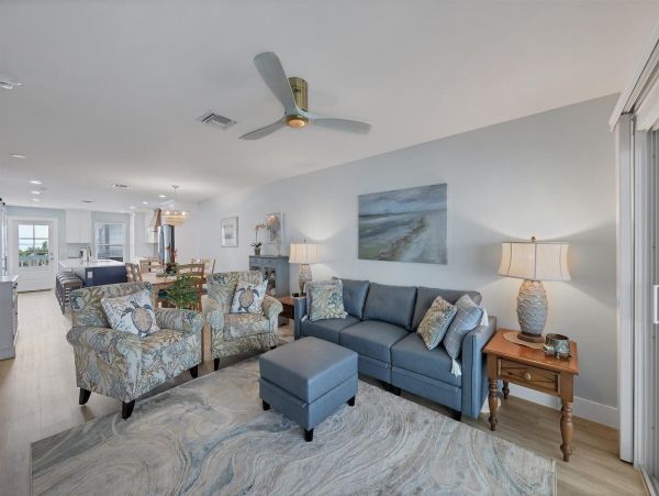 Boca Grande Two Bedroom Vacation Condo Rental on Beach