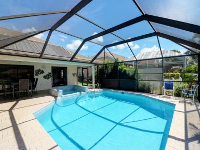 Cape Coral Vacation Home Sleeps Six Guests