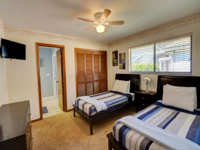 Cape Coral Vacation Home Sleeps Six Guests