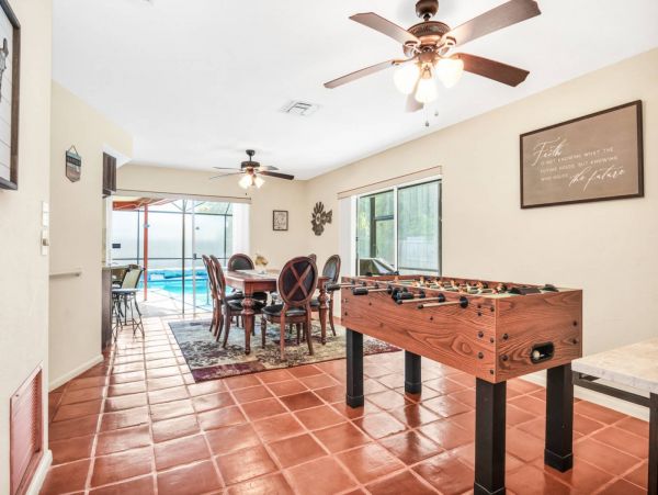 Marco Island Vacation Rental Sleeps Eight Guests