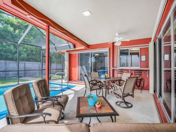 Marco Island Vacation Rental Sleeps Eight Guests