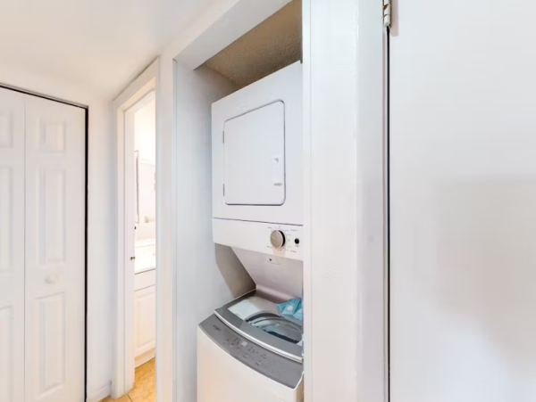 Brandenton  Vacation Condo Sleeps Six Guests