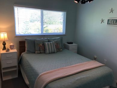 One Bedroom Walk to Beach Vacation Condo in Bradenton