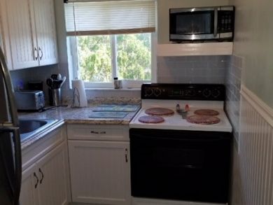 One Bedroom Walk to Beach Vacation Condo in Bradenton