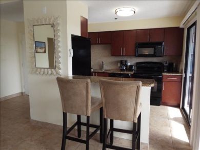 Charming Vacation Rental on Holmes Beach. Call Today.
