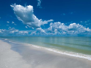 Sanibel Two Bedroom Walk to Beach Rental Condo