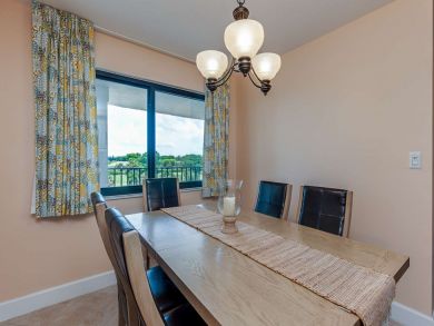Sanibel Two Bedroom Walk to Beach Rental Condo