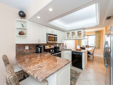 Sanibel Two Bedroom Walk to Beach Rental Condo