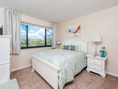 Sanibel Two Bedroom Walk to Beach Rental Condo
