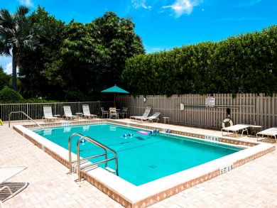 Sanibel Two Bedroom Walk to Beach Rental Condo