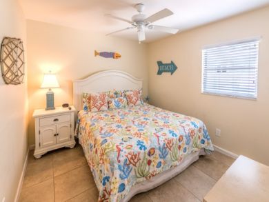 Holmes Beach 3 Bedroom Rental Cottage