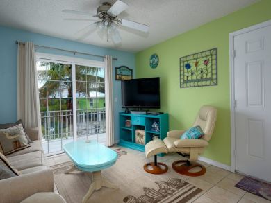 Four BedroomsWalk to Beach Vacation Duplex in Bradenton