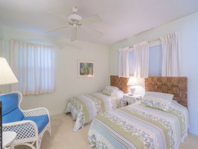 Sanibel Vacation Condo Sleeps Four Guests