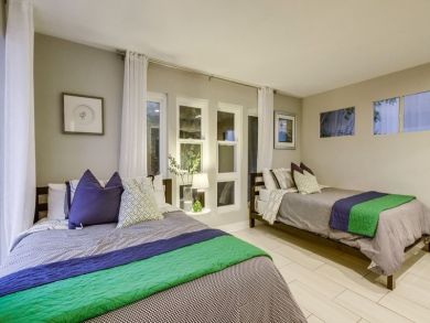 Luxury Four Bedroom Vacation Home in Pacific Beach Luxury Four Bedroom Vacation Home in Pacific Beach