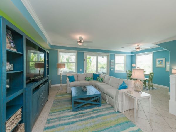 Anna Maria Island Vacation Home Sleeps Eight Guests