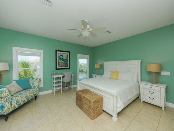 Anna Maria Island Vacation Home Sleeps Eight Guests
