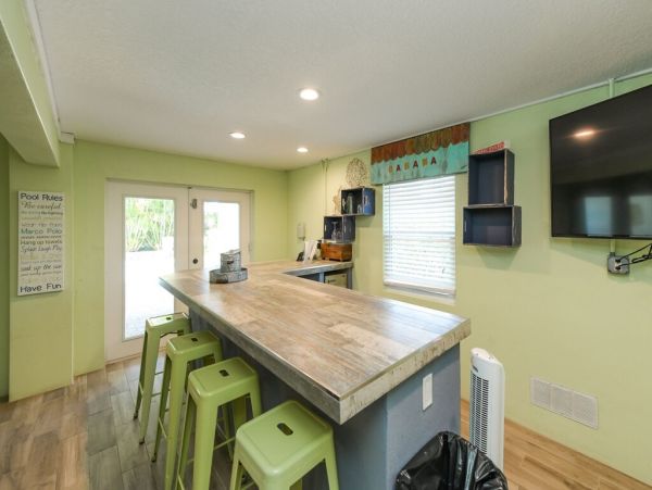 Anna Maria Island Vacation Home Sleeps Eight Guests