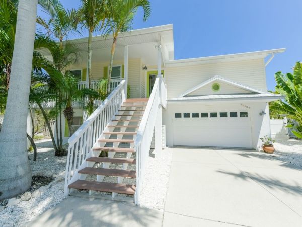 Anna Maria Island Vacation Home Sleeps Eight Guests
