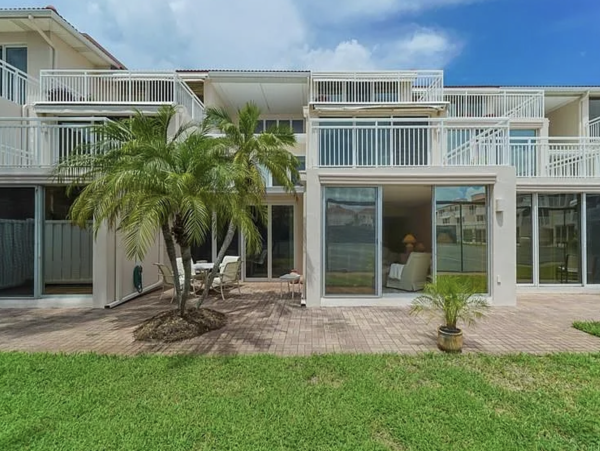 Longboat Key Private Beach Rental with Pool & Tennis Court