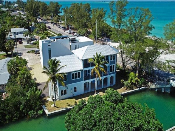 The Ultimate Anna Maria Vacation Residence Private Pool