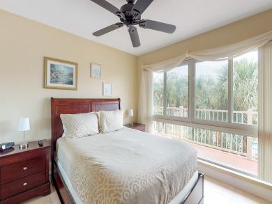 Walk to Beach One Bedroom Vacation Condo in Pompano Beach Walk to Beach One Bedroom Vacation Condo in Pompano Beach