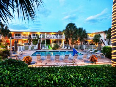 Walk to Beach One Bedroom Vacation Condo in Pompano Beach Walk to Beach One Bedroom Vacation Condo in Pompano Beach