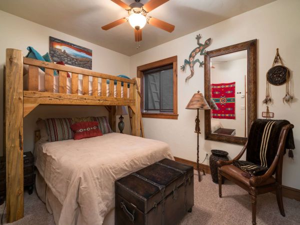 Luxury Estate 3 miles to slopes