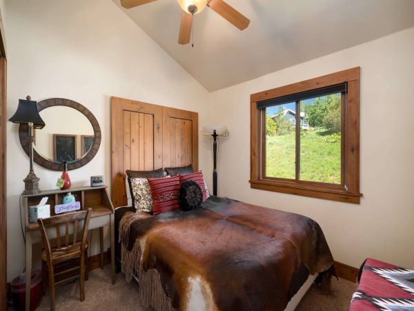 Luxury Estate 3 miles to slopes